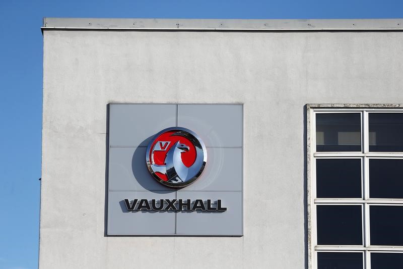 &copy; Reuters.  Peugeot manterá plano de recuperação de marca britânica Vauxhall