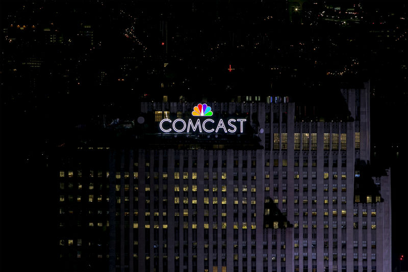 Comcast Stock Falls 3%