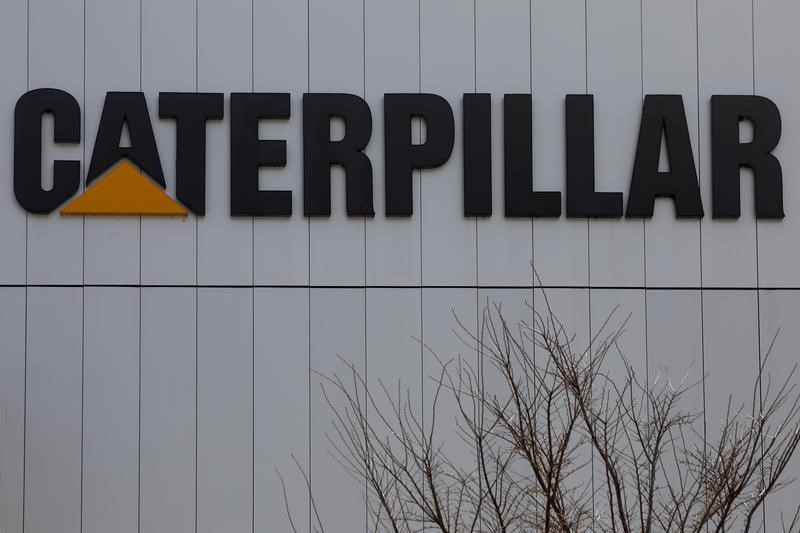 Caterpillar Dips 4% on Revenue Miss, Cowen Says Results Are Not as Bad as it Seems