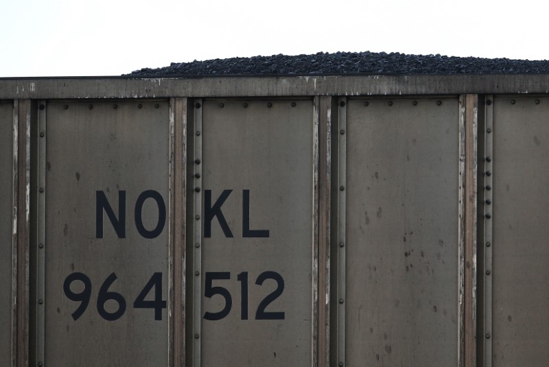 &copy; Reuters.  Australia Seeks Clarity From Beijing on Coal Import Ban