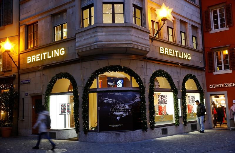 &copy; Reuters.  Breitling CEO ditched racy ads featuring women as unsuitable -paper