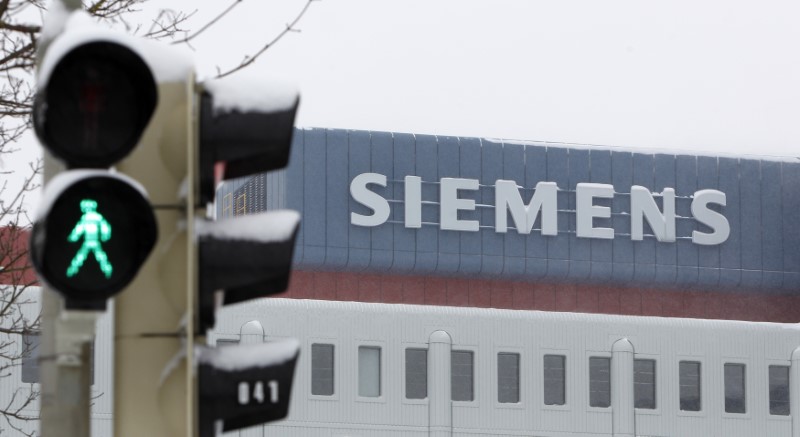 Deutsche Financial institution raises Siemens worth goal to €185 By Investing.com