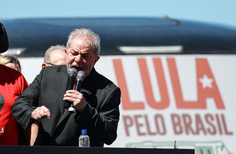&copy; Reuters.  PT registra candidatura de Lula à presidência da República