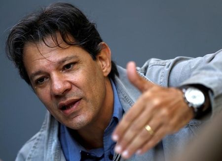 Haddad diz que desafio da comunicação só aumenta com as redes sociais