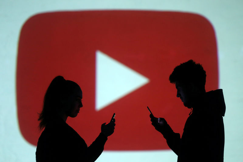 &copy; Reuters.  Empresas de investimentos contratam youtubers para atrair clientes