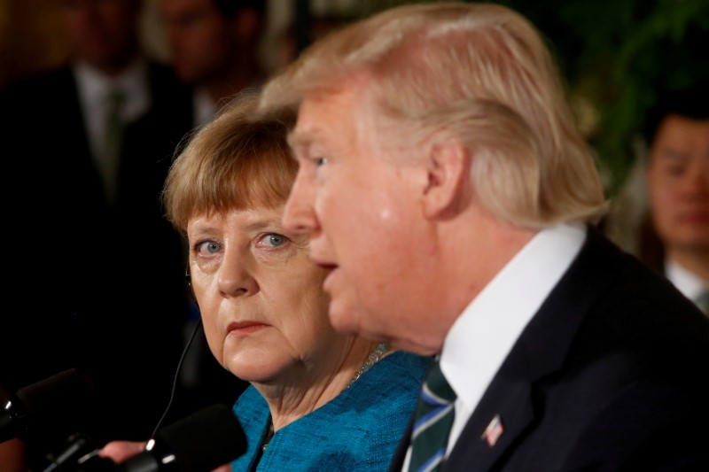 &copy; Reuters.  Меркель отвергла предложение США «провоцировать Россию» 