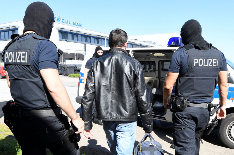 &copy; Reuters.  Polizei geht von 43 rechtsextremistischen Gefährdern in Deutschland aus