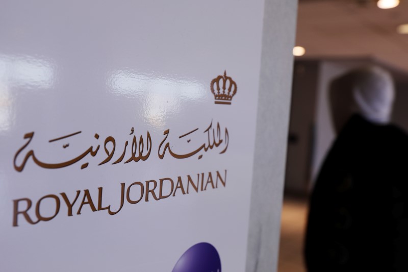 &copy; Reuters.  Royal Jordanian CEO says manufacturers in "head-to-head race" for new jet order
