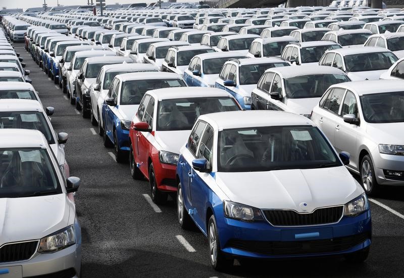 Vendas de veículos sobem 3,7% em julho contra julho de 2021, diz Fenabrave