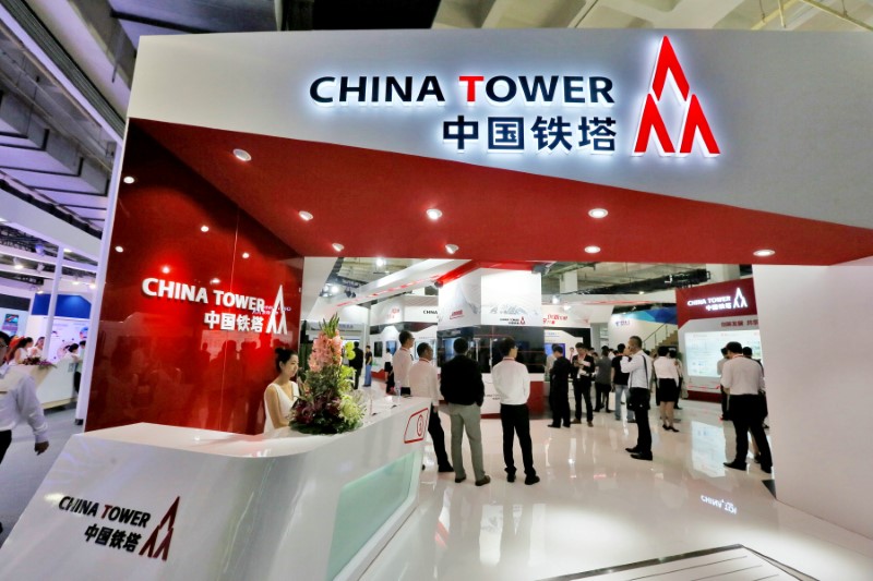 &copy; Reuters.  野村：下调中国铁塔（00788）目标价至2.1港元，维持“买入”评级