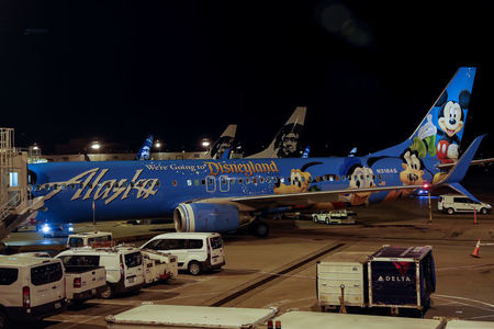 Alaska Air drops 9% on $1.9 billion deal to buy Hawaiian