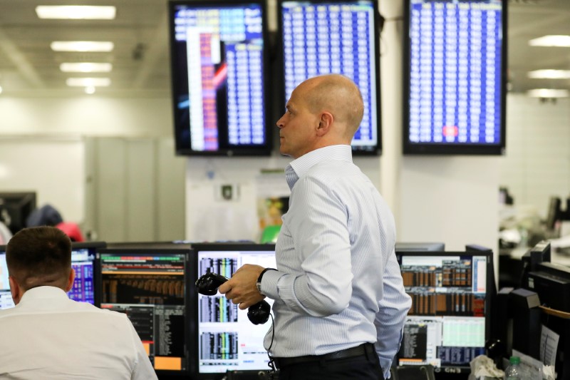 Netherlands shares lower at close of trade; AEX down 1.92%
