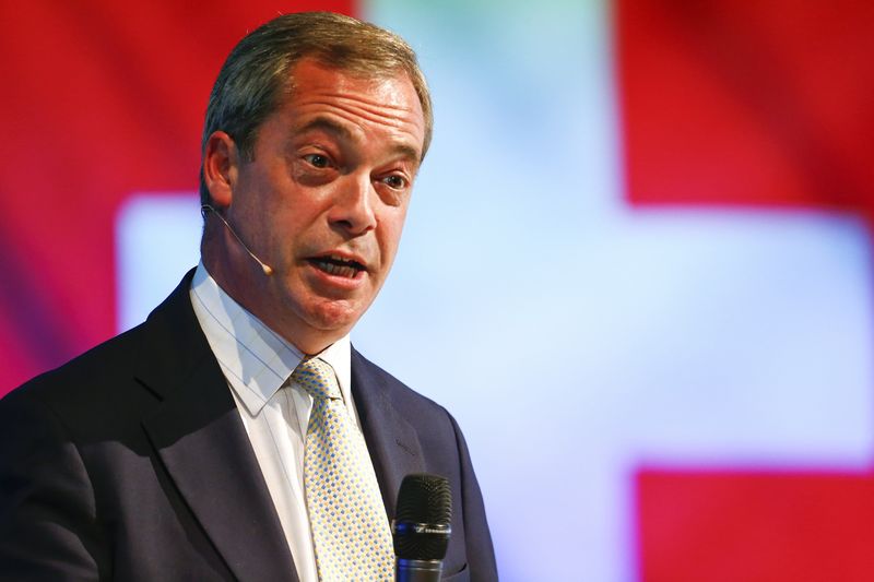 &copy; Reuters.  Farage tackles unjust bank account closures with new website