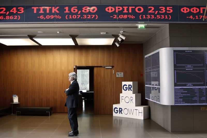 Greece shares lower at close of trade; Athens General Composite down 2.61%