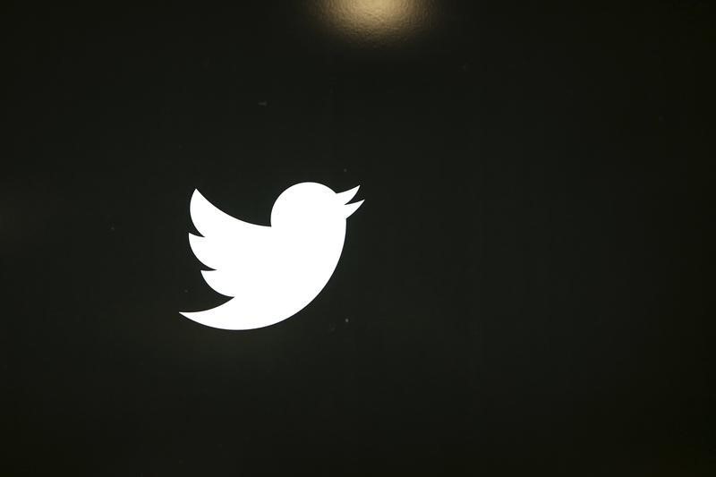La comunidad advierte de que la cuenta de Twitter del director de tecnología de OpenAI ha sido hackeada