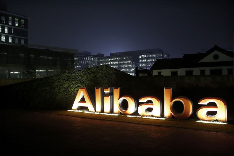 Alibaba rusar när Ma gör sin första resa utomlands efter Kinas nedslag