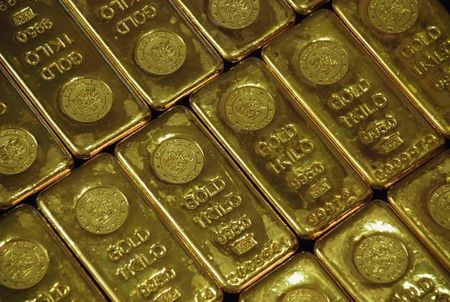 عاجل: الفيدرالي يعود للسوق ليرفع الدولار بتصريح ويضرب الذهب