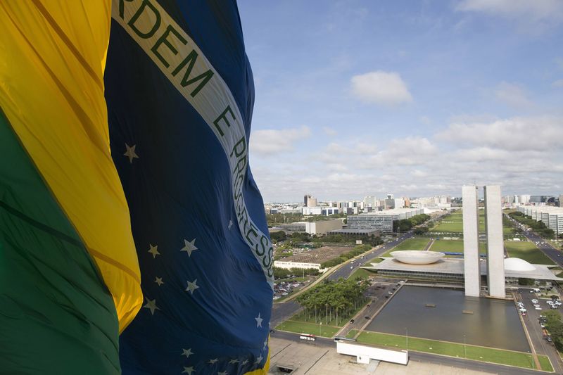 Ação contra Ramagem é revés para bolsonarismo, mas aliados reforçam sua candidatura no Rio