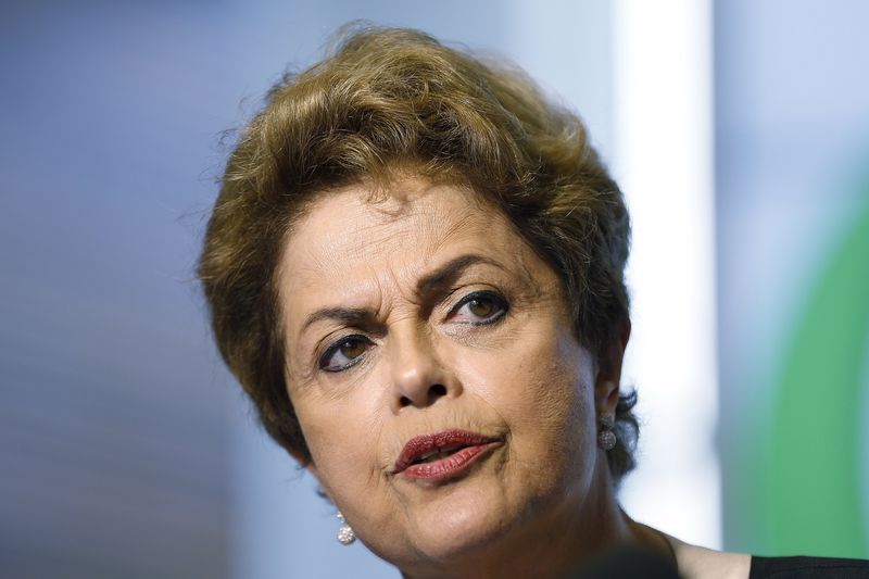 &copy; Reuters.  Dilma diz que lideranças do Brasil têm de colocar interesses nacionais acima dos seus
