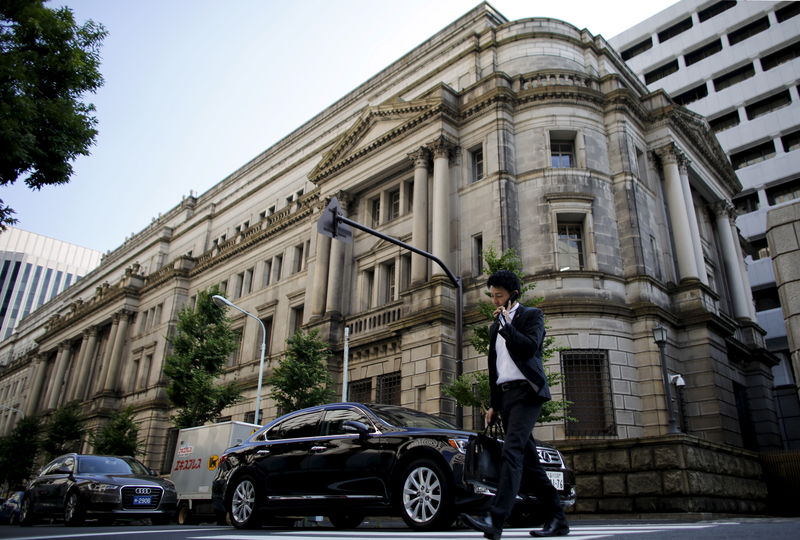 &copy; Reuters.  El BoJ revisa al alza su previsión de inflación para el ejercicio de 2024 hasta el 2,8 %