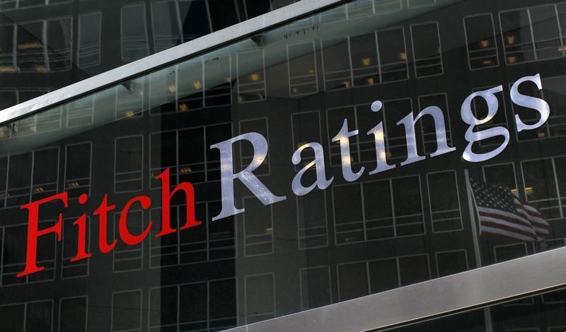 Fitch pourrait dégrader la note de dizaines de banques