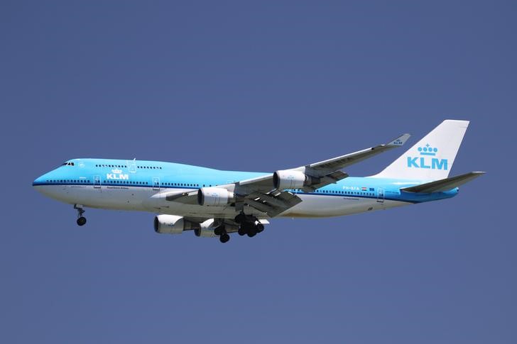 &copy; Reuters.  Air France-KLM vervoert nipt minder passagiers