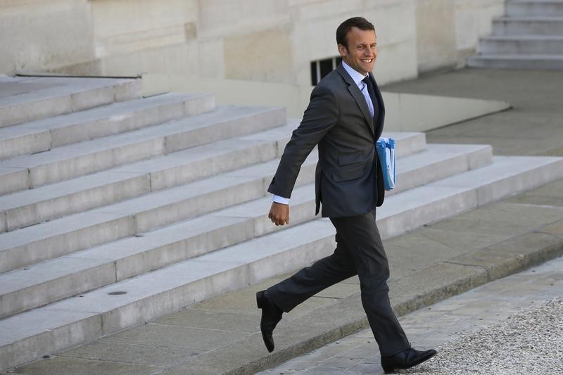 &copy; Reuters.  Presidente-eleito França Macron diz aberto negociar com conservadores