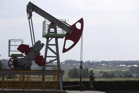 Oil prices buoyed by dollar weakness as central banks take focus