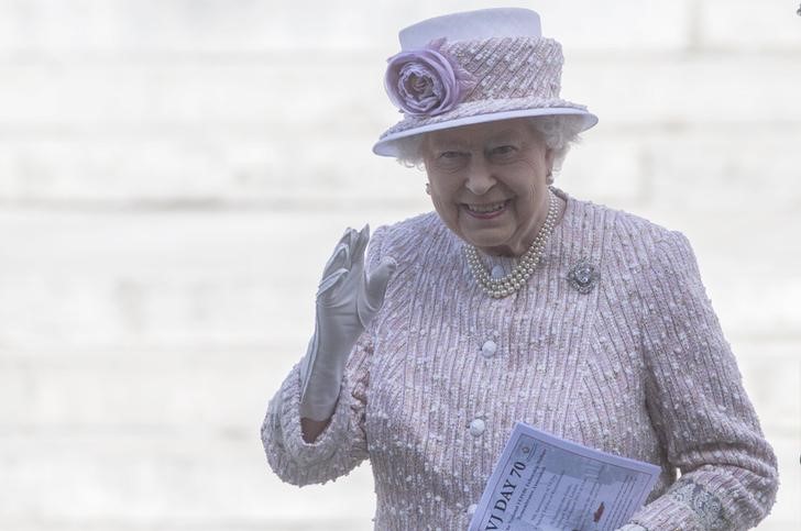 &copy; Reuters.  Britain's Queen Elizabeth celebrates 91st birthday