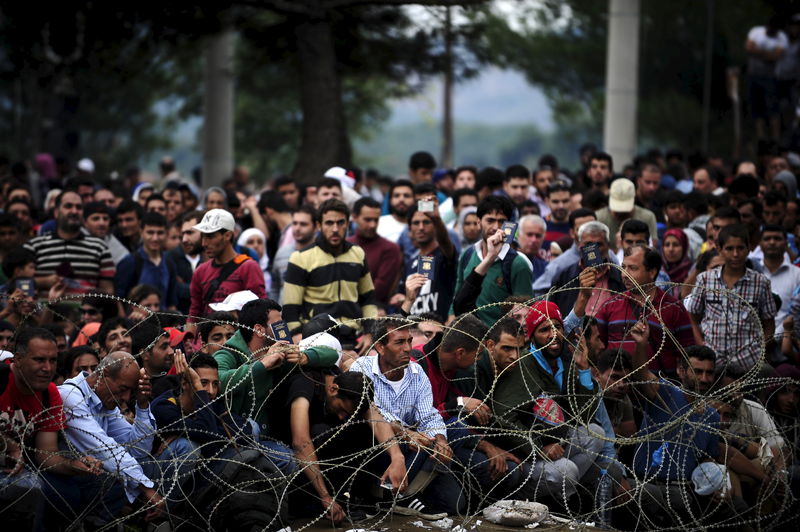 &copy; Reuters.  Flüchtlingsstrom nach Bayern schwillt kräftig an