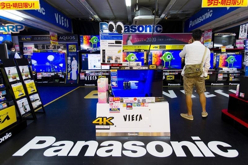 &copy; Reuters.  Panasonic prend le contrôle de l'équipementier espagnol Ficosa