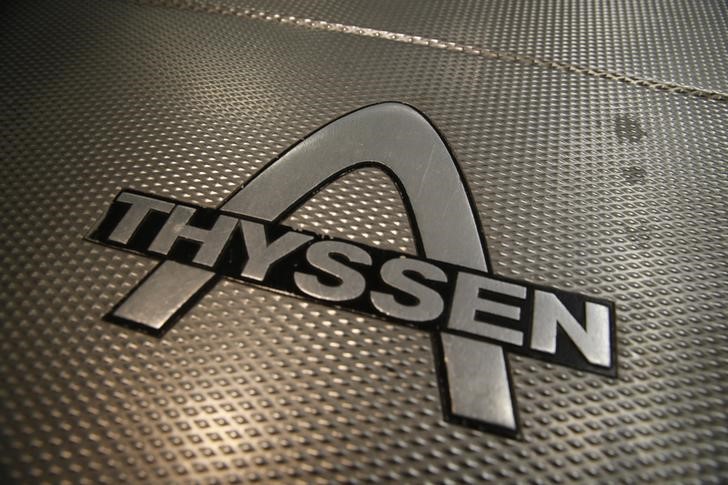 &copy; Reuters.  Thyssenkrupp-Stahlkocher fordern Investitionen von 1,5 Milliarden Euro