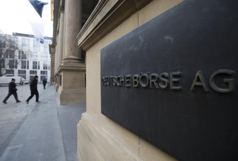 Deutsche Boerse and LSE target synergies in excess of € 300 million.