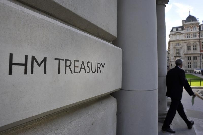 &copy; Reuters.  Election Road to More U.K. Borrowing Puts Focus on Bond Spread