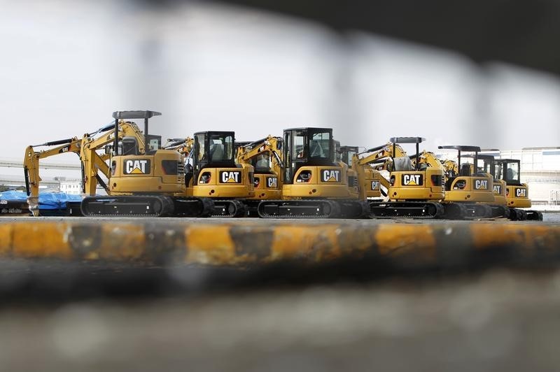 &copy; Reuters.  Caterpillar (CAT) stock rises 3% on earnings beat