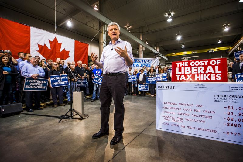 &copy; Reuters.  Canada's Harper rallies voters as election enters final stretch