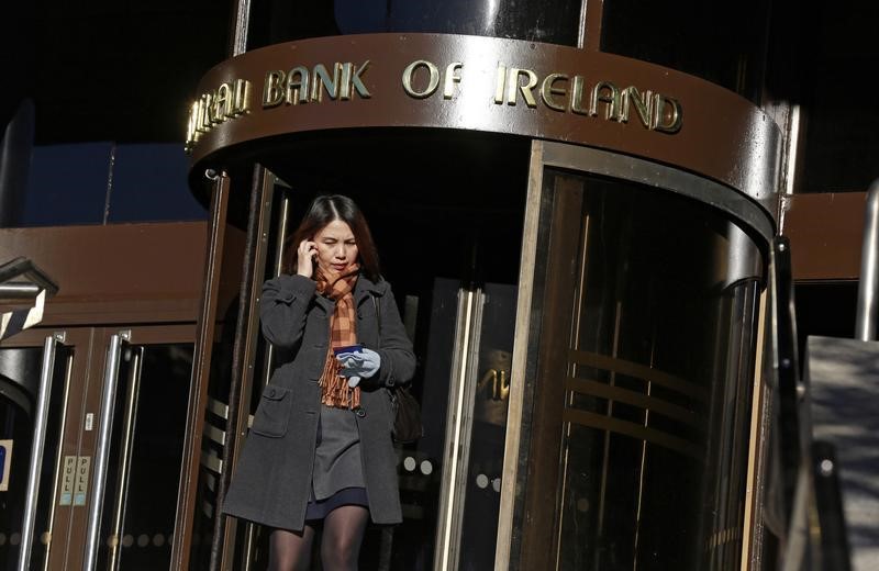 &copy; Reuters.  Ireland could consider boosting borrower protections in loan sales