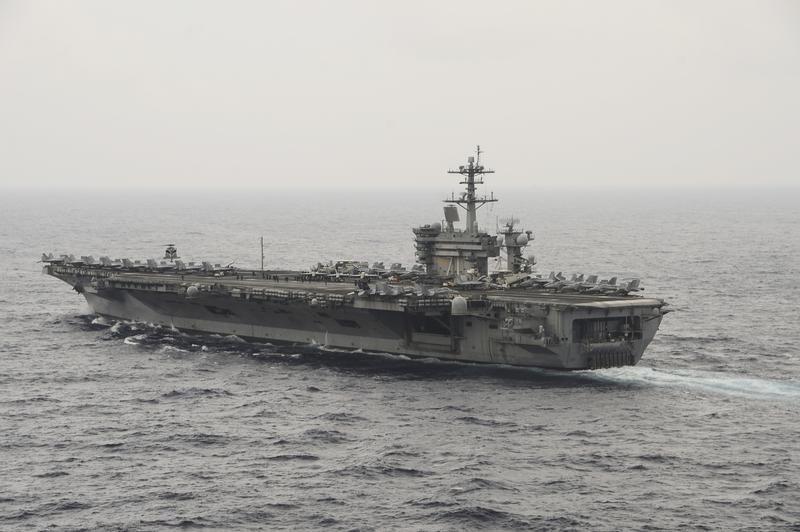 &copy; Reuters.  ABD ve Kanada savaş gemileri Tayvan Boğazı'ndan geçti