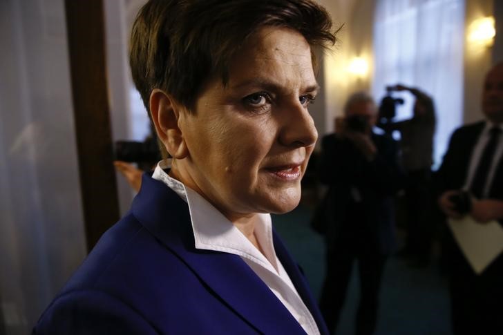 &copy; Reuters.  Szydło podtrzymuje przedwyborcze zapowiedzi dot. m.in. programu "500+" - expose