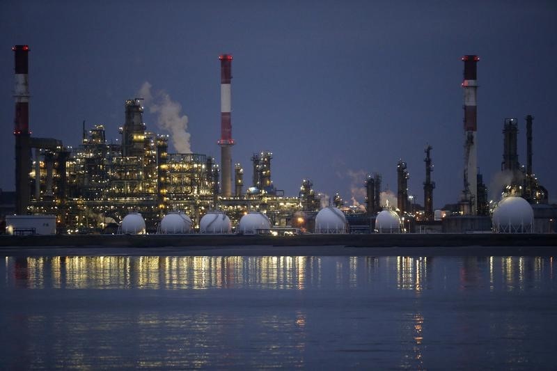 Dutch govt has no crisis plan for oil, diesel shortage, auditor says