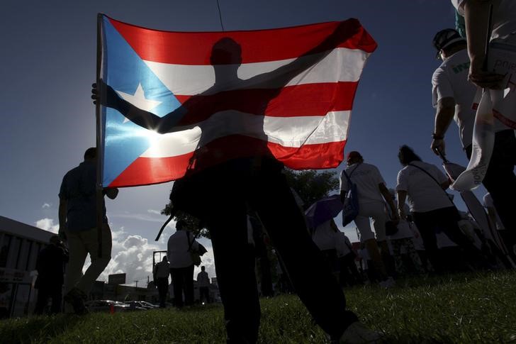 &copy; Reuters.  Independentistas de Puerto Rico reciben con protesta a inversores extranjeros