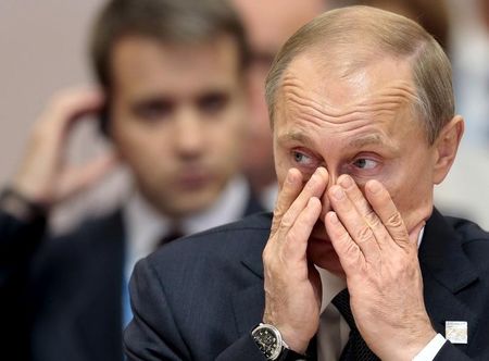 عاجل: الروبل يخسر ثلث قيمته عمدًا.. تجاهل قرار بوتين