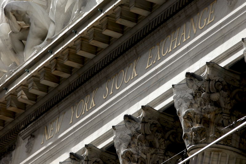 Wall Street cierra en terreno mixto y el Dow Jones sube un 0,23 %