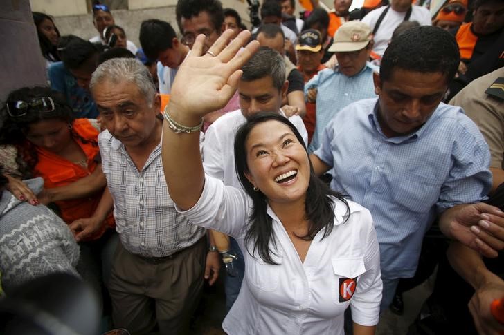 &copy; Reuters.  Líder de izquierda pide votar por Kuczynski para frenar a Fujimori en Perú 