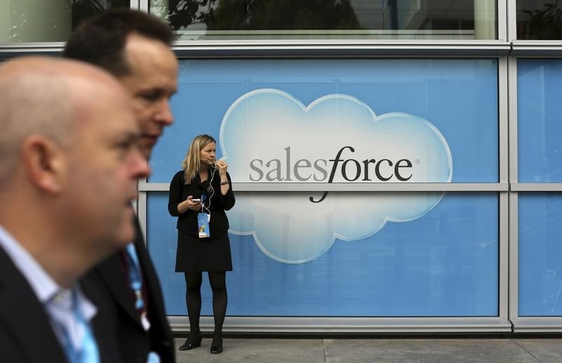 Salesforce Earnings Beat in Q4; Co-CEO Keith Block Steps Down