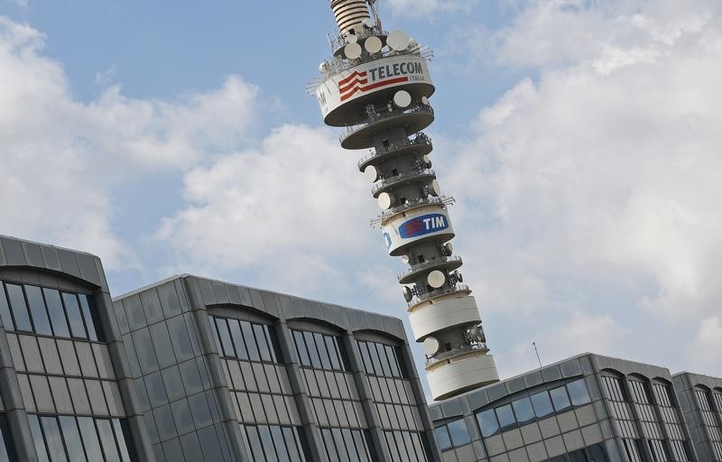 Telecom Italia Soars 30% on KKR Offer, Fuels Rise in Rival Shares
