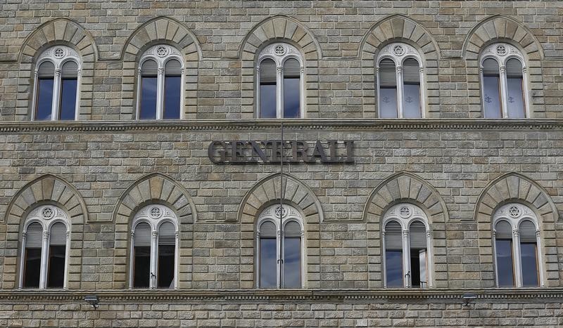 &copy; Reuters.  Generali to hold meeting on Monday on Intesa stake - source