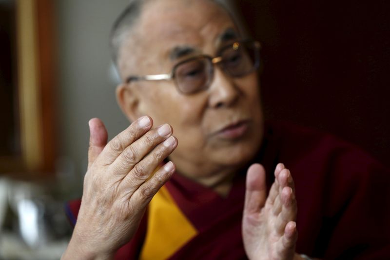 &copy; Reuters.  Dalai Lama diz que povo tibetano deve decidir sobre sua sucessão