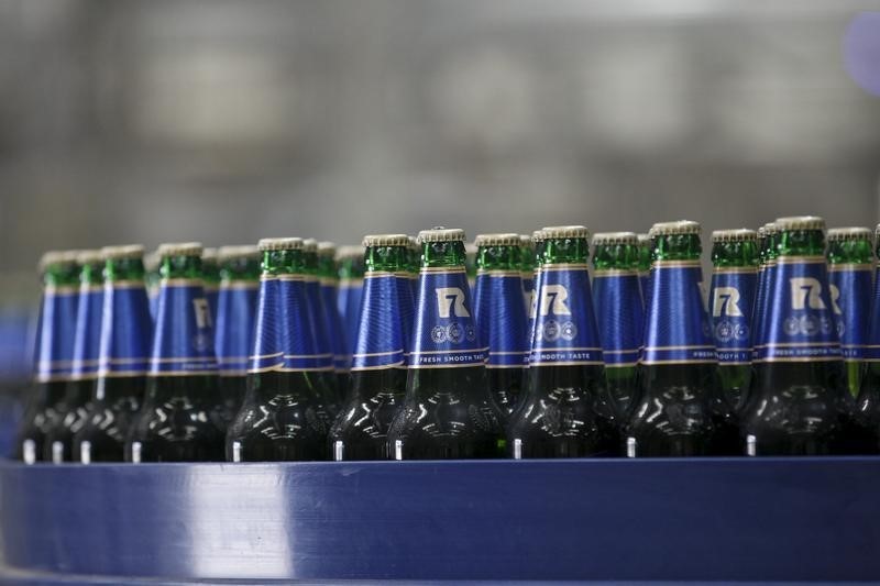 &copy; Reuters.  Heineken closes in on Punch Taverns pub acquisition