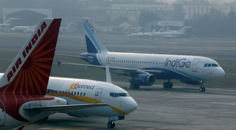 जबलपुर से नई दिल्ली जा रहे इंडिगो विमान के यात्री की हार्ट अटैक से मौत